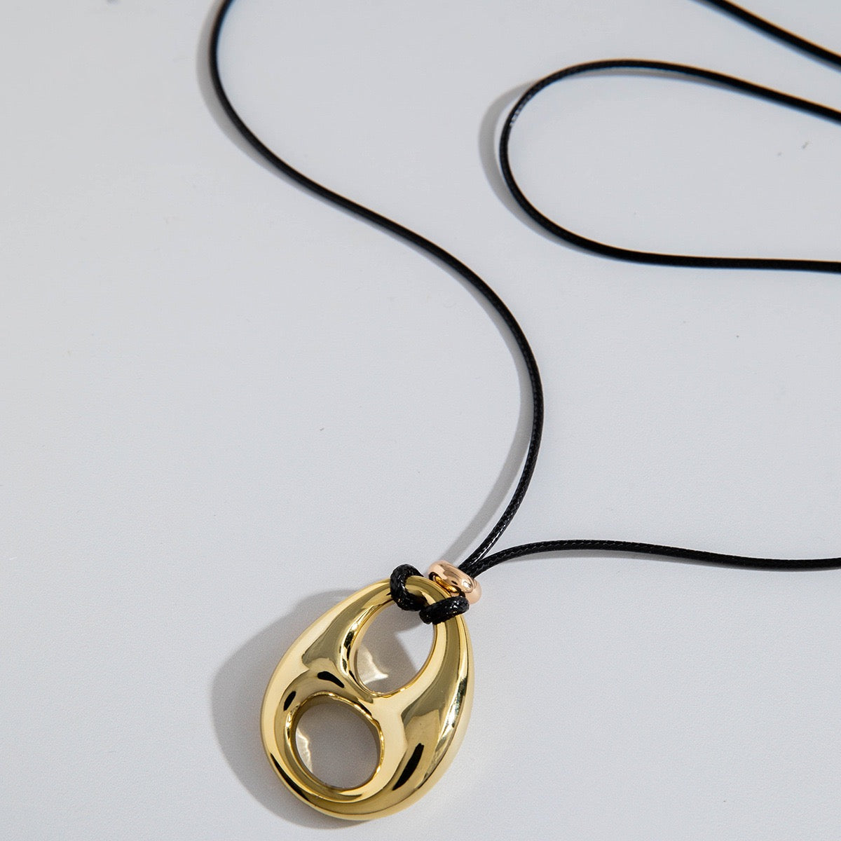 🌕 Organic Gold Pendant Necklace-N06